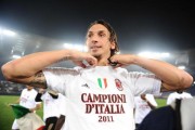 AC Milan - Campione d'Italia 2010-2011 9348cf131985300