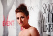 Kristen Stewart クリステン・スチュワート