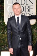 Майкл Фассбендер (Michael Fassbender) 69th Annual Golden Globe Awards held at The Beverly Hilton hotel in Los Angeles (January 15, 2012) - 8xHQ E5984f200604414
